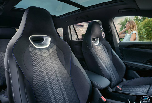 R-Line upholstery in a Volkswagen Tayron